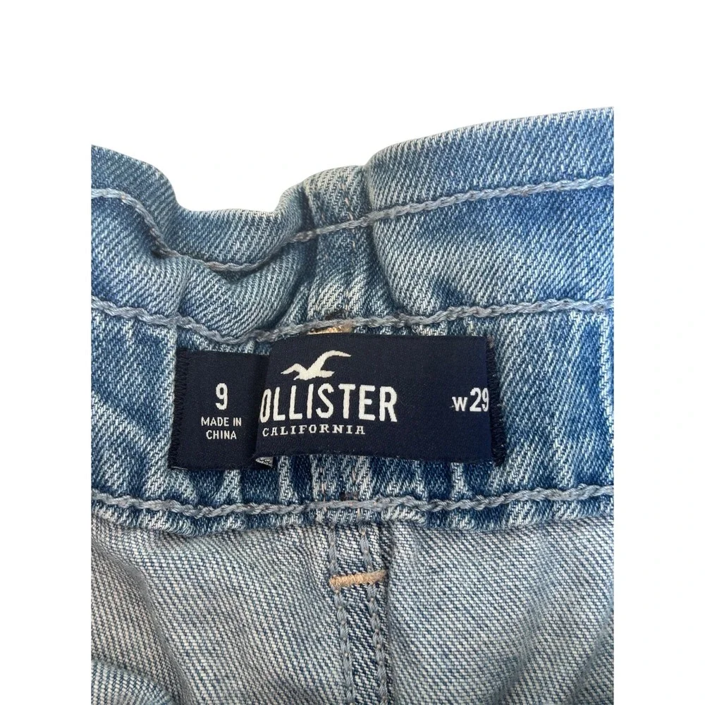 Hollister Ultra High-Rise Mom Shorts Light Wash Paperbag Waist Denim Size 9 W29